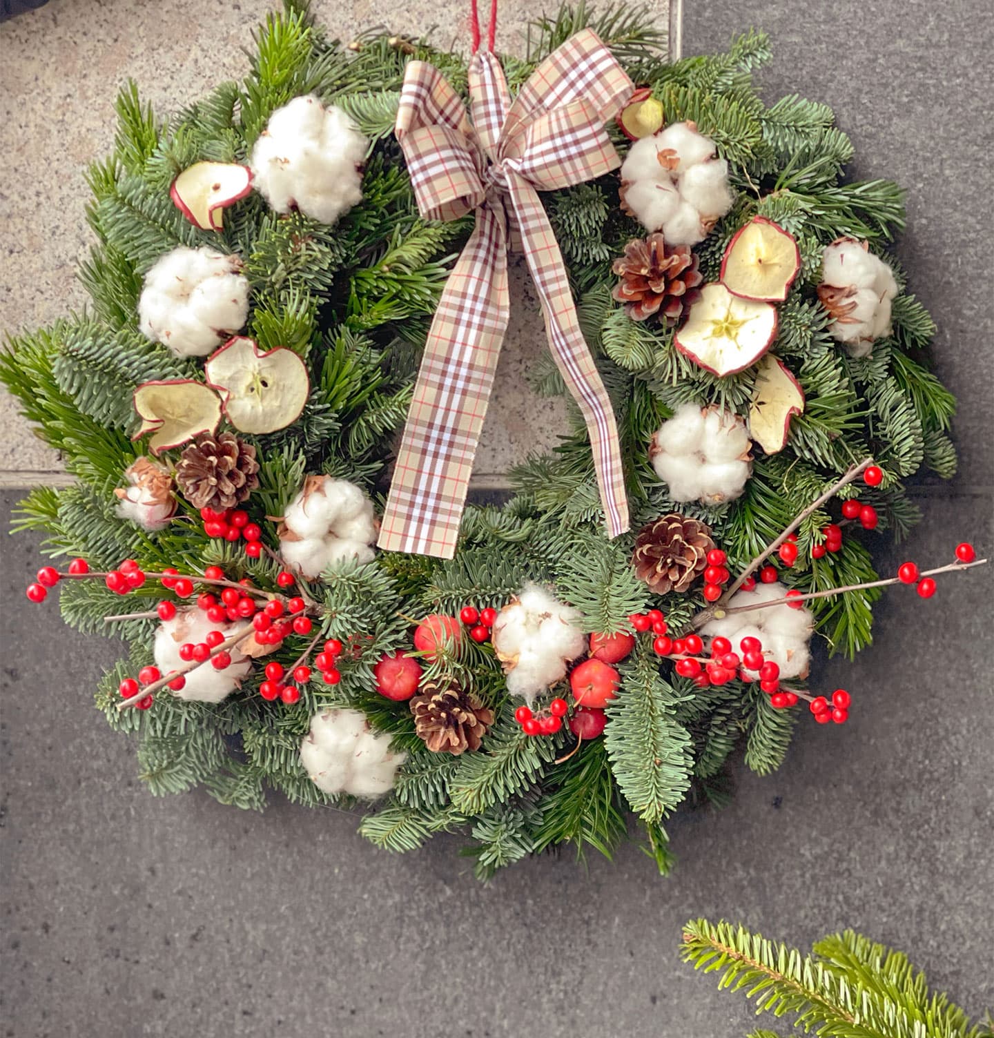 workshop natalizi flowerart fiorista legnano ghirlanda di natale
